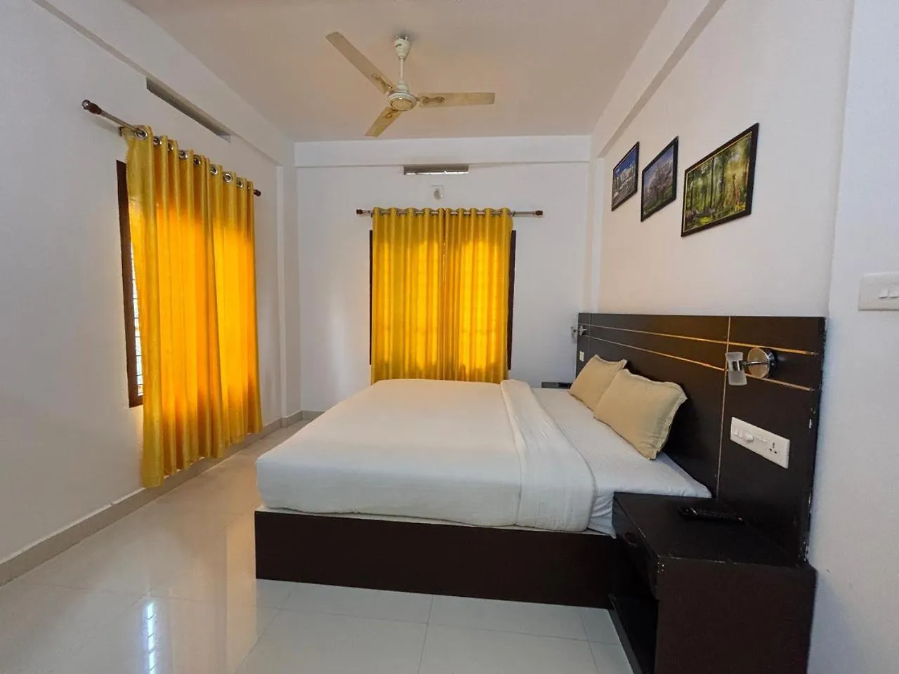 Breezevalley Resort Munnar 3*,