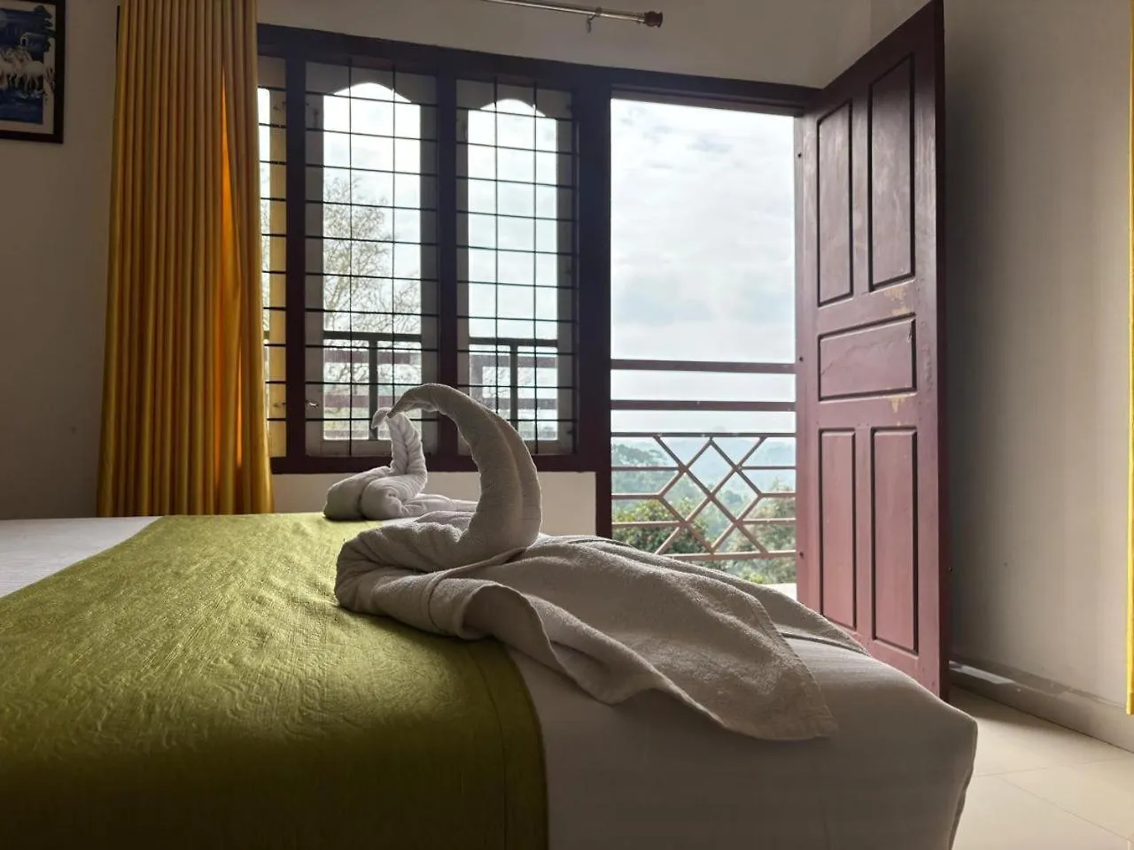 Hotel Breezevalley Resort Munnar