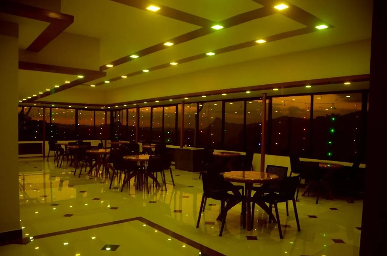 Breezevalley Resort Munnar Hotel